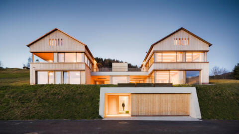 abendliche Außenansicht Haus Bergfrieden