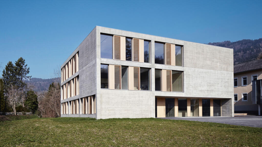 Pfosten-Riegel-Fassade – Erweiterung Schule Marienberg – Böhler Fenster